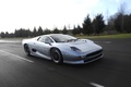 Jaguar XJ220 gris 3/4 avant droit travelling