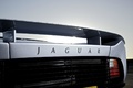 Jaguar XJ220 gris logo capot moteur