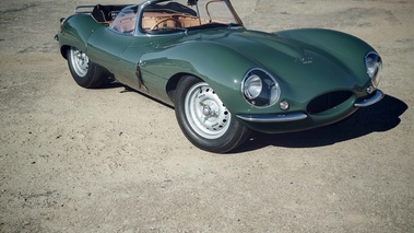 Jaguar XKSS 2016 vert 3/4 avant droit