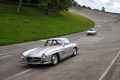 Mercedes 300 SL gris x2 3/4 avant gauche travelling penché