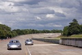 Mercedes 300 SL gris x2 face arrière travelling