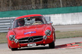 Mercedes 300 SL rouge face avant penché