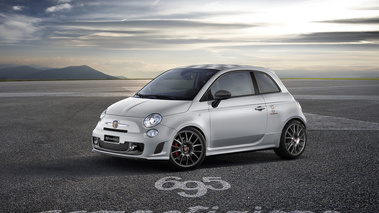 Abarth 695 Competizione - 3/4 avant gauche