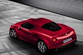 Alfa Romeo 4C rouge 3/4 arrière gauche vue de haut
