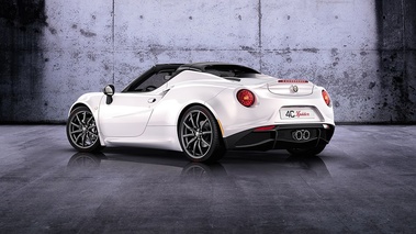 Alfa Romeo 4C Spider - blanc - 3/4 arrière gauche