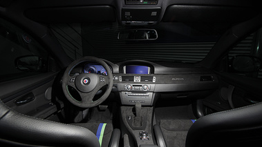 Alpina B3 GT3 blanc intérieur