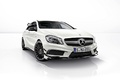 Mercedes A45 AMG blanc 3/4 avant droit