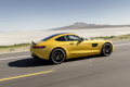 Mercedes AMG GT S - Jaune - Profil droit dynamique