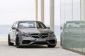 Mercedes-Benz E63 AMG 2013- grise - avant