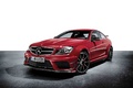 Mercedes C63 AMG Coupe rouge 3/4 avant gauche