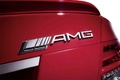 Mercedes C63 AMG Coupe rouge logo AMG coffre