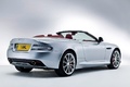 Aston Martin DB9 - argent - 3/4 arrière droit, cabrio