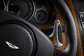 Aston Martin DBS Carbon Edition orange palette vitesse