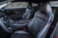 Aston Martin DBS Superleggera rouge/noir intérieur