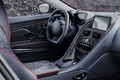 Aston Martin DBS Superleggera rouge/noir tableau de bord