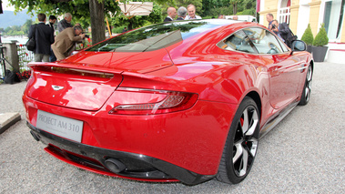 Aston Martin Project AM310 - rouge - 3/4 arrière droit