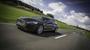 Aston Martin Rapide S gris 3/4 avant gauche travelling penché 4