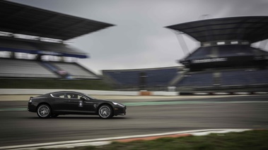 Aston Martin Rapide S gris filé