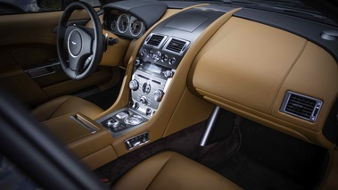 Aston Martin Rapide S gris intérieur
