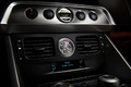 Aston Martin Thunderbolt Henrik Fisker - Grise - Habitacle, détail console centrale