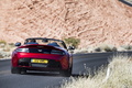 Aston Martin V12 Vantage S Roadster - rouge - face arrière