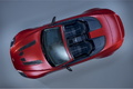 Aston Martin V12 Vantage S Roadster - rouge - vue de dessus