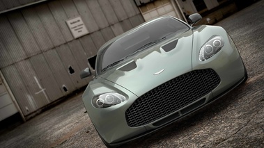 Aston Martin V12 Vantage Zagato vert face avant penché