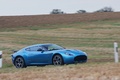 Aston Martin V12 Zagato bleu 3/4 avant droit filé