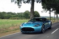 Aston Martin V12 Zagato bleu 3/4 avant gauche travelling 2