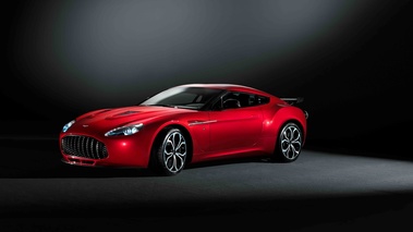 Aston Martin V12 Zagato rouge 3/4 avant gauche