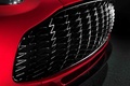 Aston Martin V12 Zagato rouge calandre