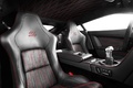 Aston Martin V12 Zagato rouge intérieur