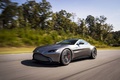 Aston Martin V8 Vantage anthracite 3/4 avant gauche travelling