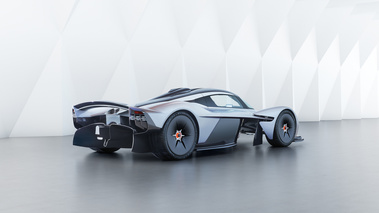 Aston Martin Valkyrie gris 3/4 arrière droit