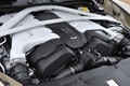 Aston Martin Vanquish beige moteur
