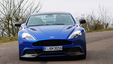 Aston Martin Vanquish bleu face avant