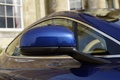 Aston Martin Vanquish bleu rétroviseur