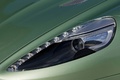 Aston Martin Vanquish vert phare avant