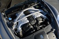 Aston Martin Vanquish Volante anthracite moteur