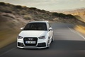 Audi A1 Quattro blanc 3/4 avant gauche travelling