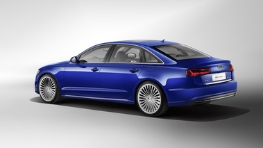 Audi A6 L e-Tron - Bleue - 3/4 arrière gauche