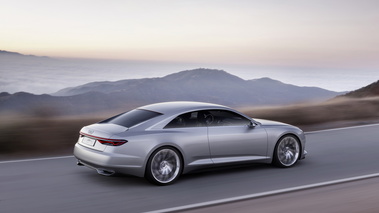 Audi Prologue Concept - Gris - 3/4 arrière droit dynamique