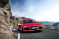 Audi R8 MkII rouge 3/4 avant droit travelling