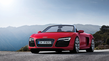 Audi R8 Spyder 2013 - rouge - 3/4 avant gauche