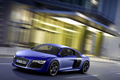 Audi R8 V10 Plus bleu mate 3/4 avant gauche travelling penché