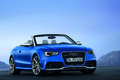 Audi RS5 Cabriolet bleu 3/4 avant droit