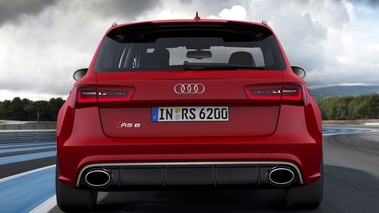Audi RS6 Avant 2013 - rouge - face arrière