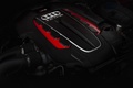 Audi RS6 Avant rouge moteur