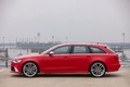 Audi RS6 Avant rouge profil