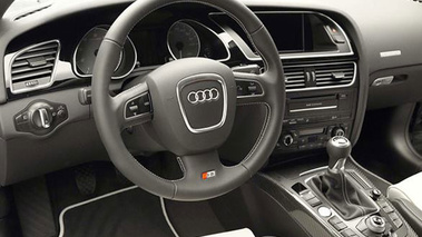Audi S5 V8 USA Special Edition - Daytona Grey - habitacle